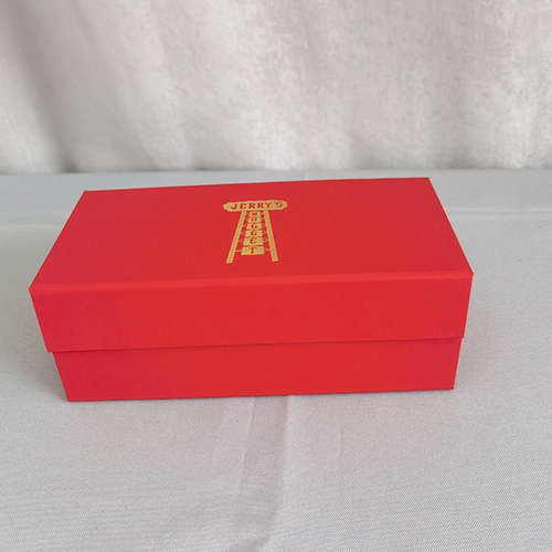红色高档礼盒